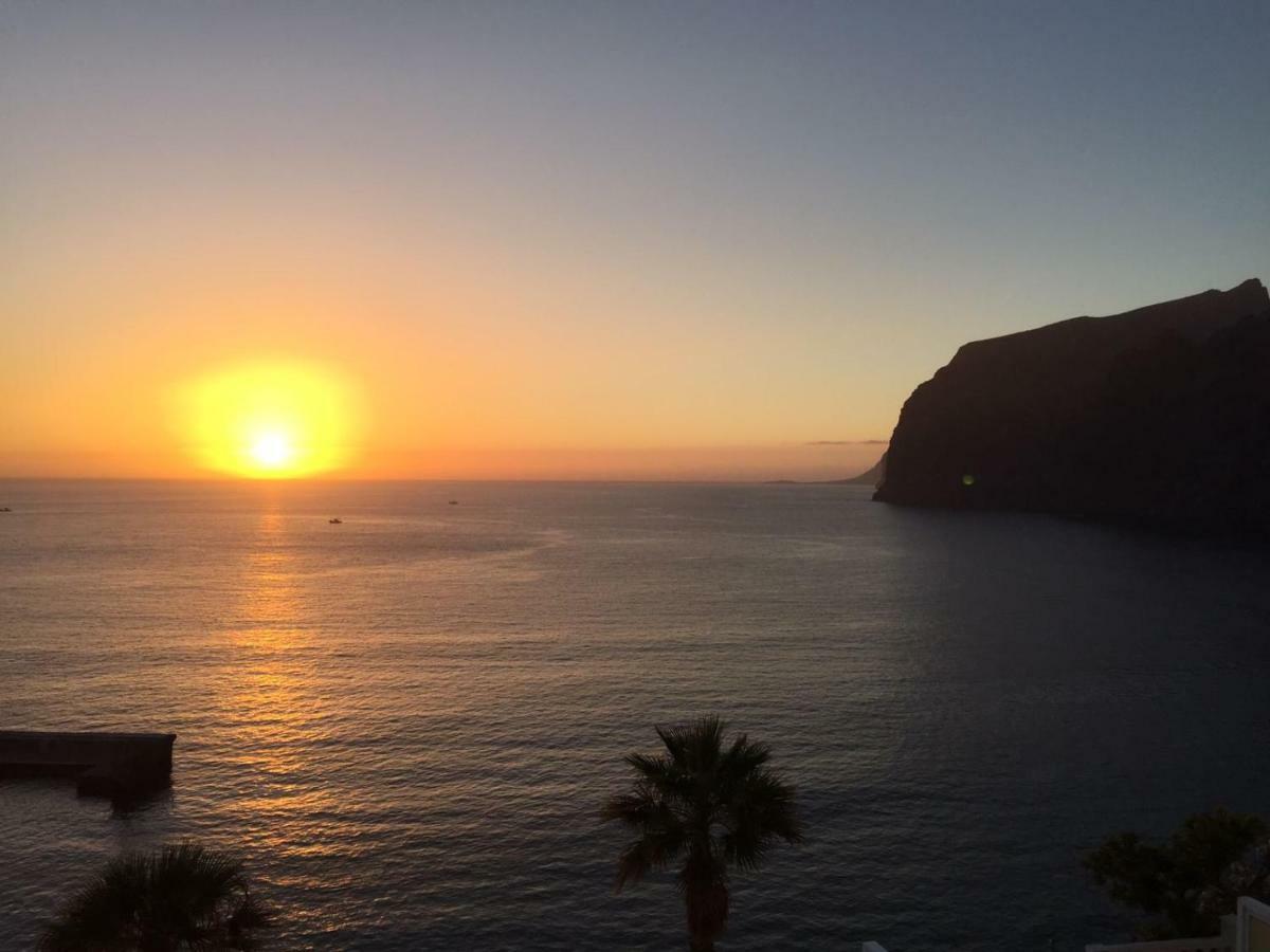 Romantic Retreat With Marine View Acantilado de los Gigantes Luaran gambar